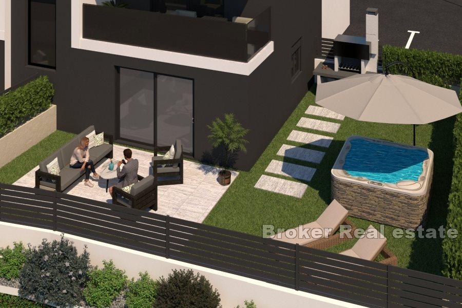 Appartamenti moderni in un nuovo edificio