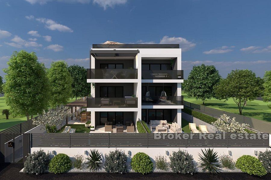Appartamenti moderni con piscine e giardino