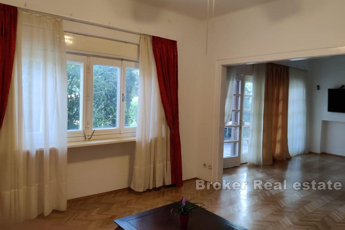 Vila k bydlení i podnikání