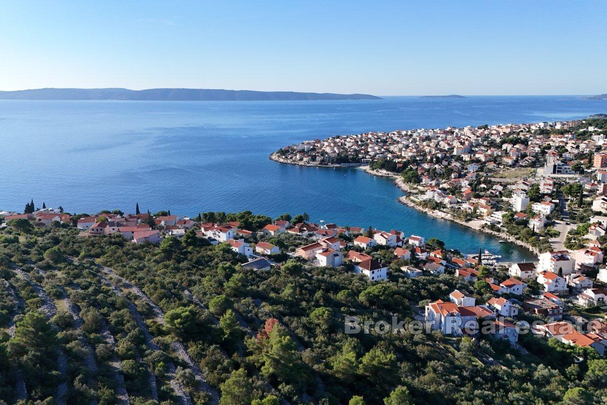 Ampio terreno edificabile vicino al mare