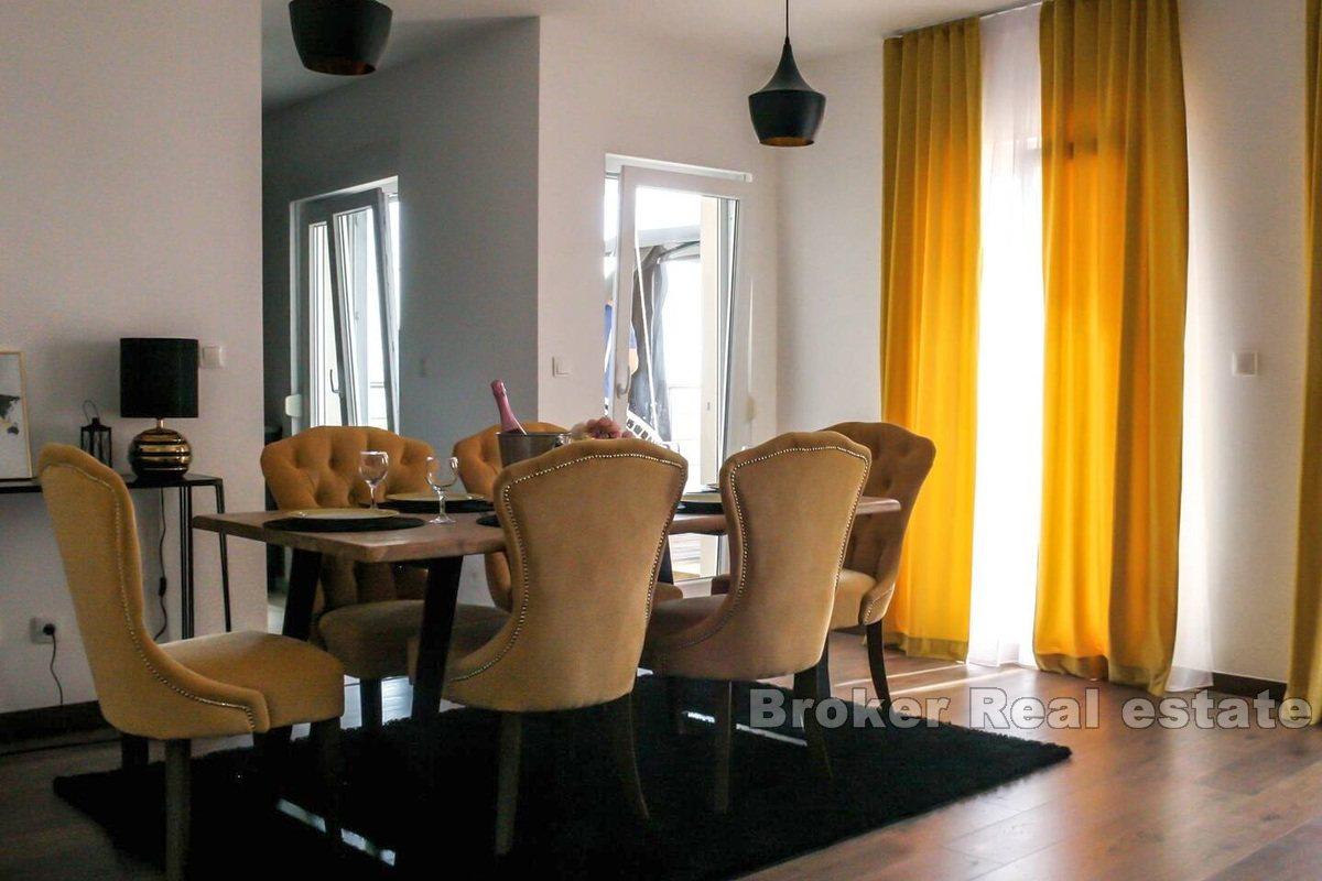 Modern trerumslägenhet