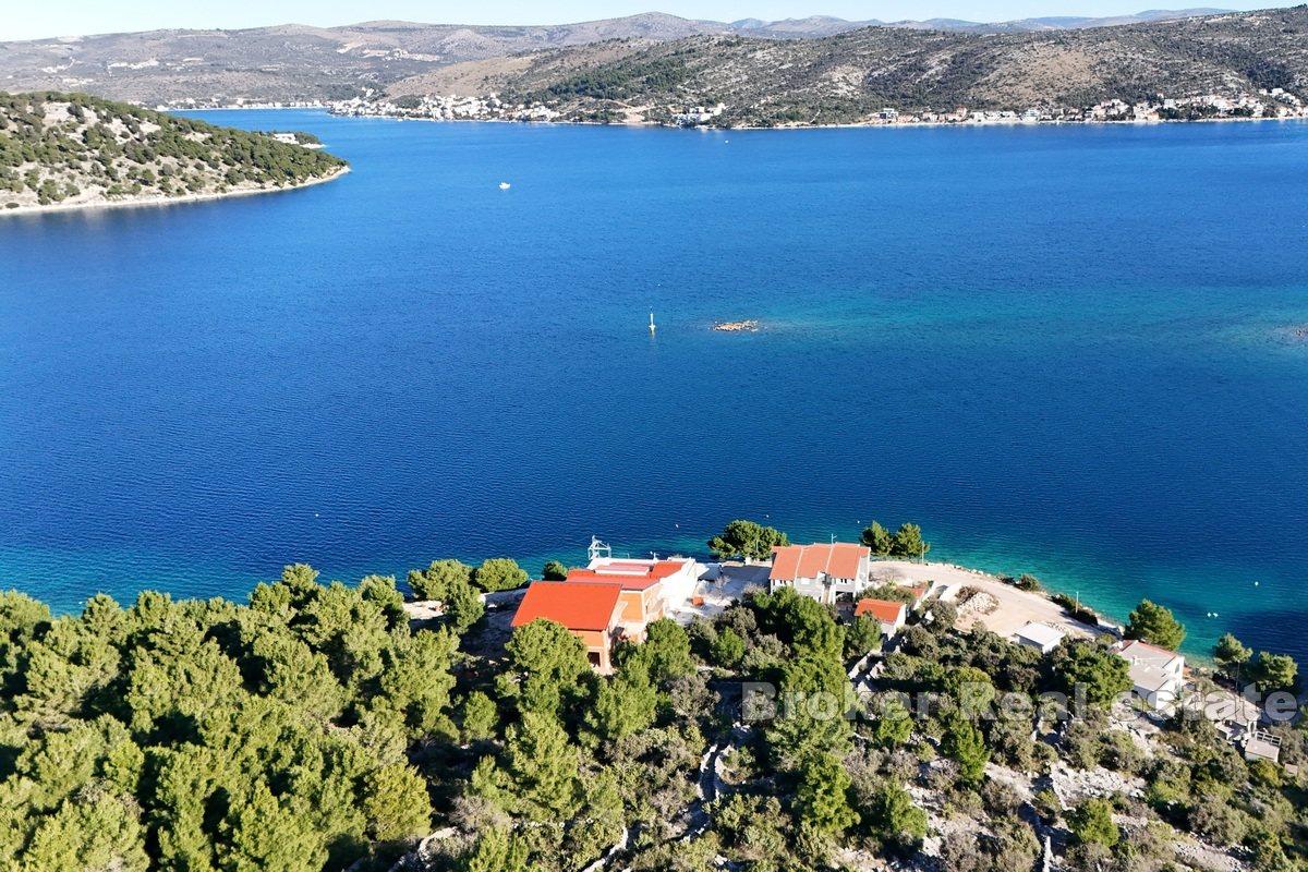Terreno edificabile con vista mare