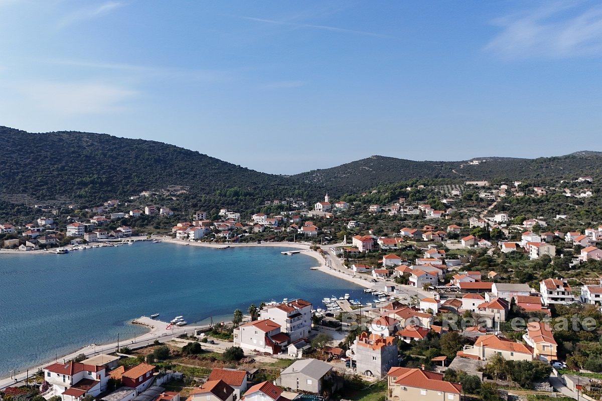 Ampio terreno edificabile vicino al mare