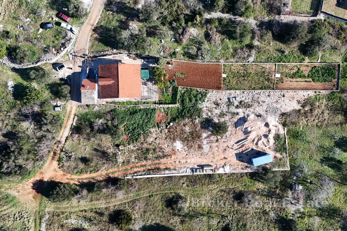 Ampio terreno edificabile vicino al mare