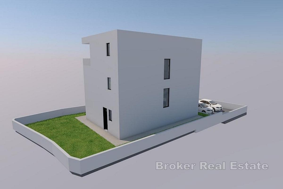 Ampio terreno edificabile con progetto