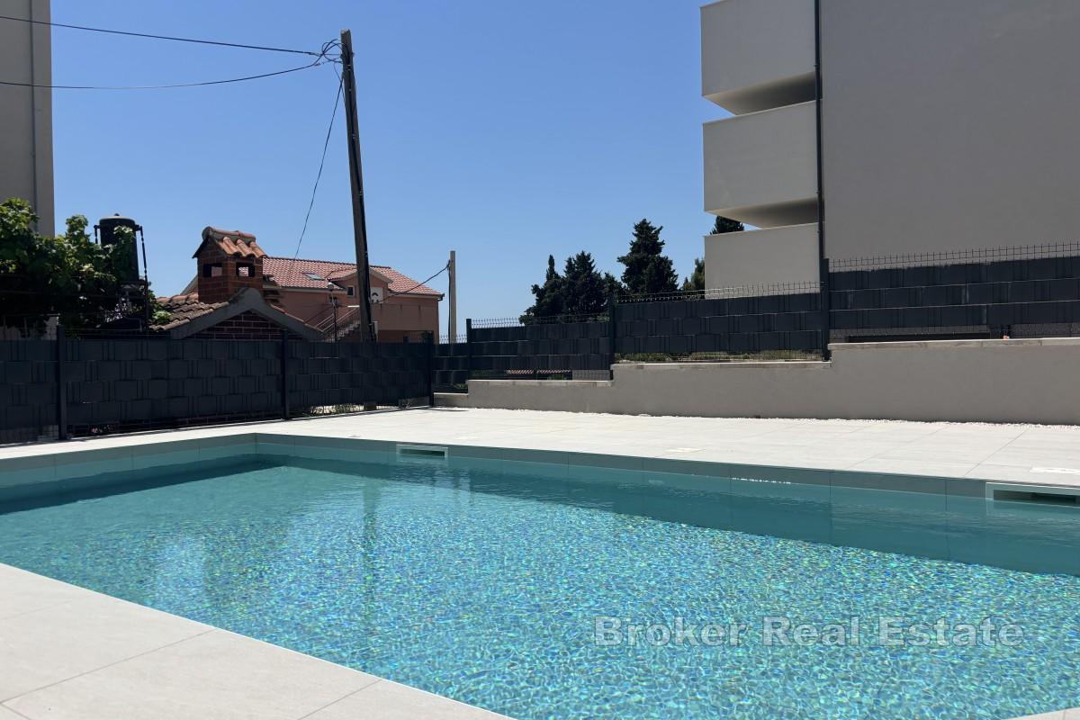Luxuswohnung mit Pool