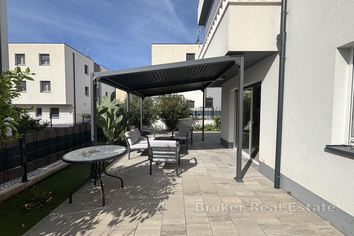 Moderne toroms leilighet til leie