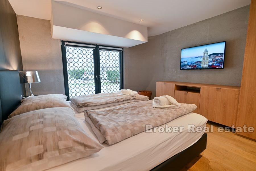 Spacious apartment with three units
