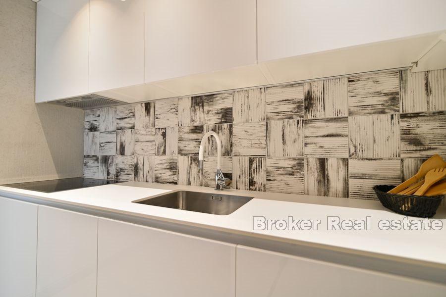 Spacious apartment with three units