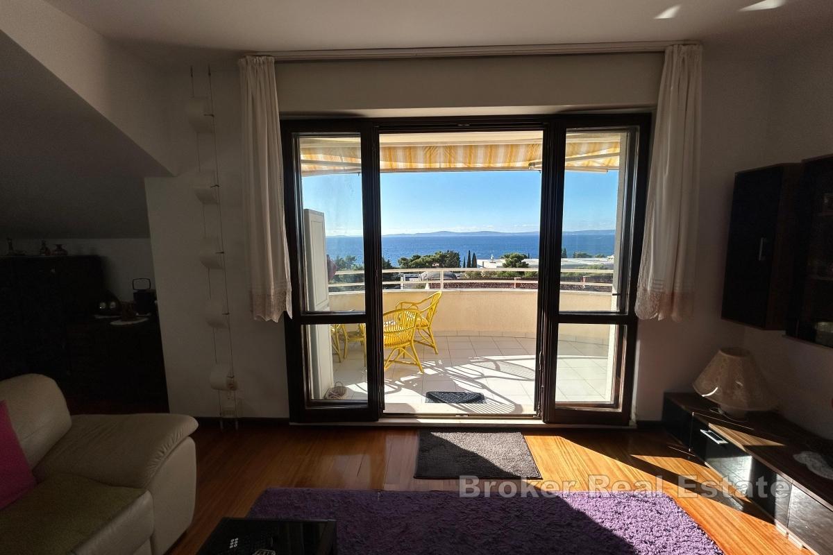 Exklusive 3-Zimmer-Wohnung mit Meerblick