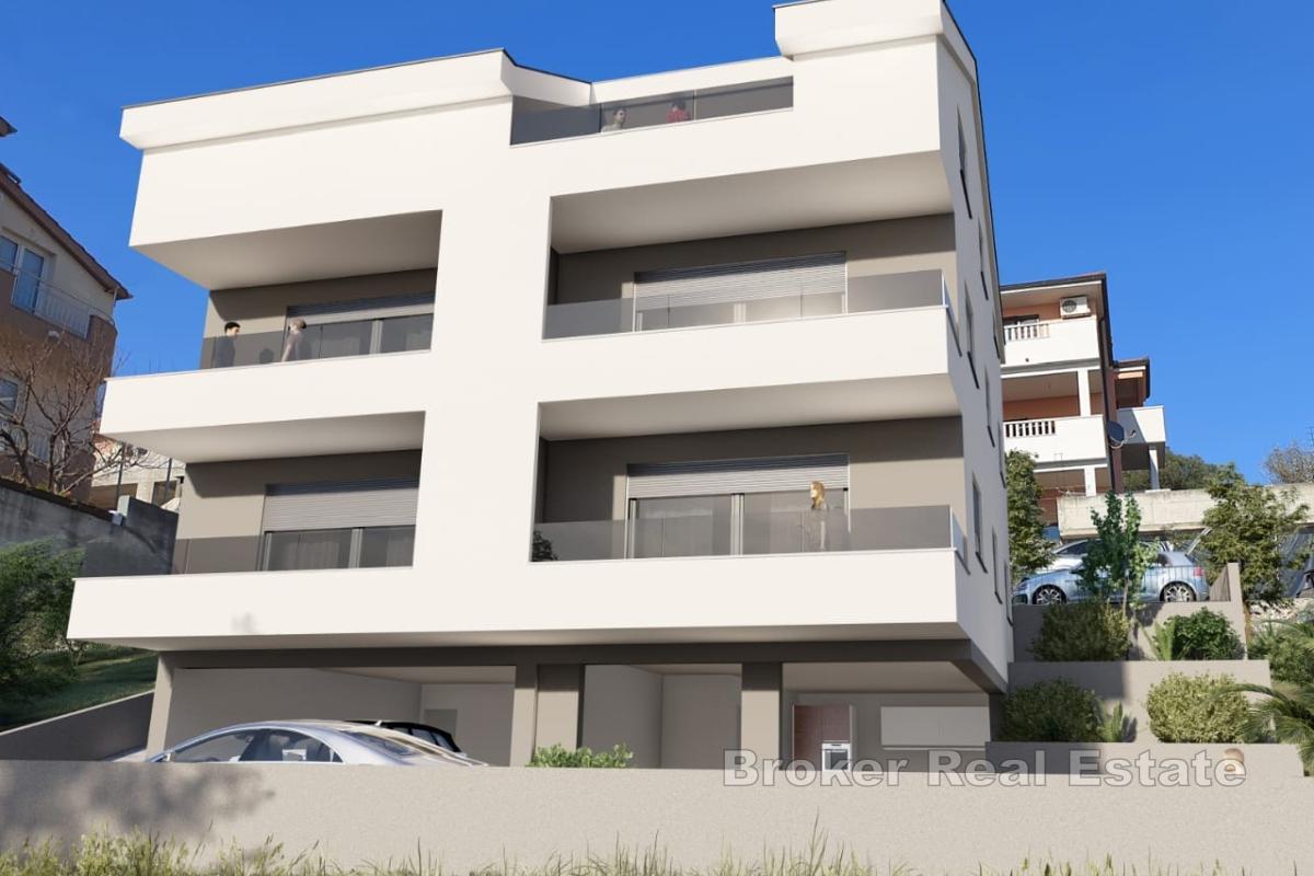 Lussuoso attico in un nuovo edificio vicino al mare