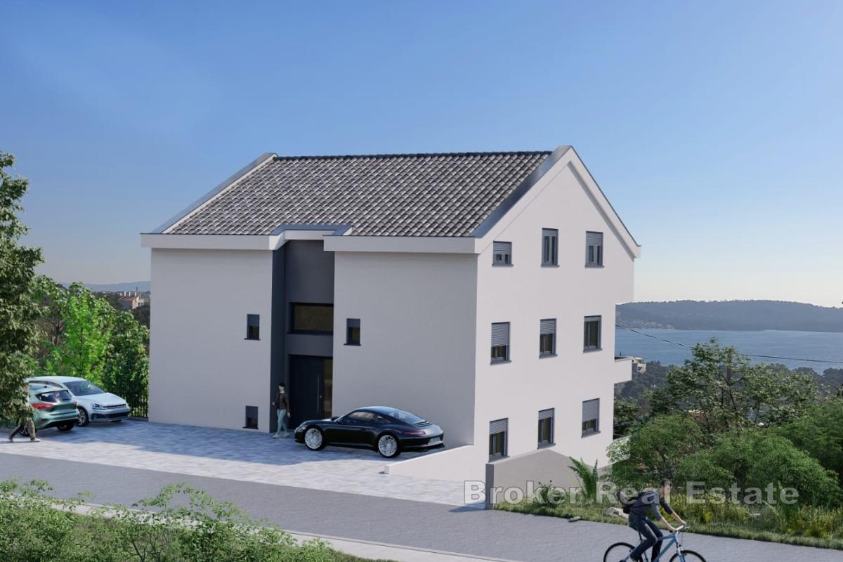 Lussuoso attico in un nuovo edificio vicino al mare