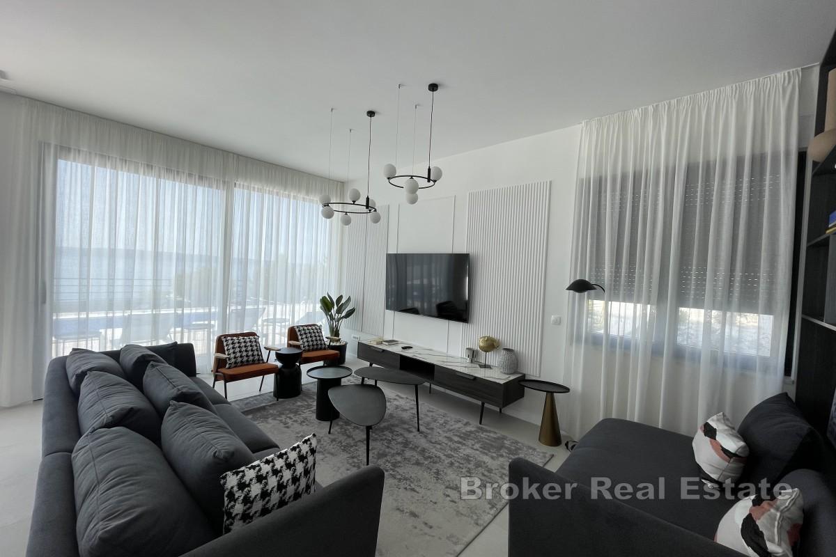 Moderne Villa mit atemberaubendem Meerblick
