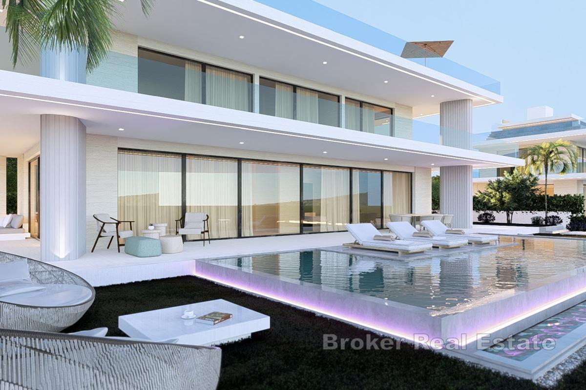Villa de luxe neuve avec deux piscines