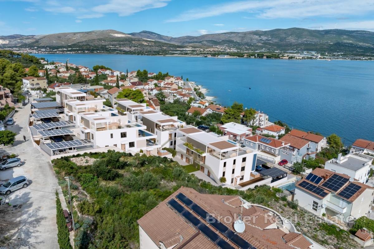 Appartamento con due camere da letto in un nuovo edificio vicino al mare