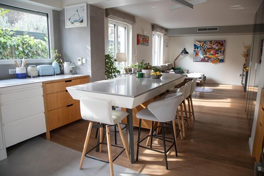 Exklusive Erdgeschosswohnung mit Garten, Pool und Garage in Marjan – absolute Privatsphäre