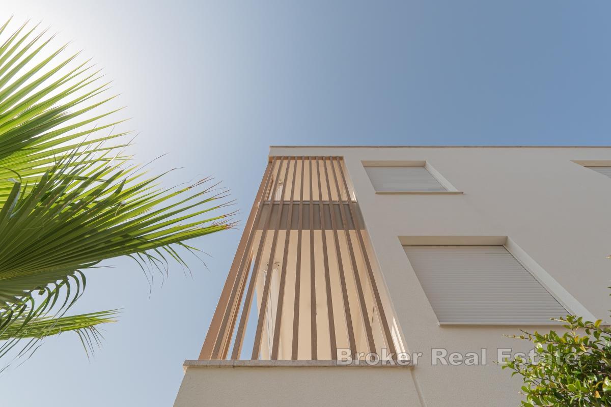 Exklusive Wohnung mit Dachterrasse und Meerblick