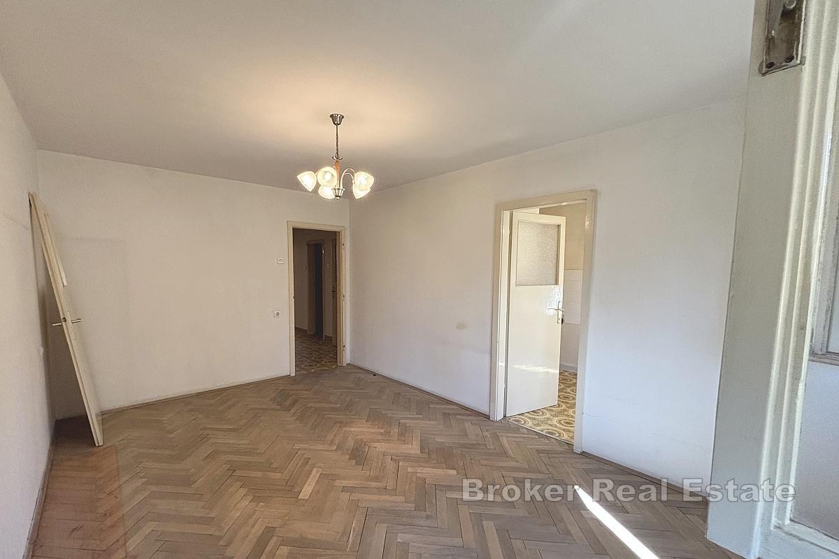Appartement T3 dans un immeuble avec ascenseur