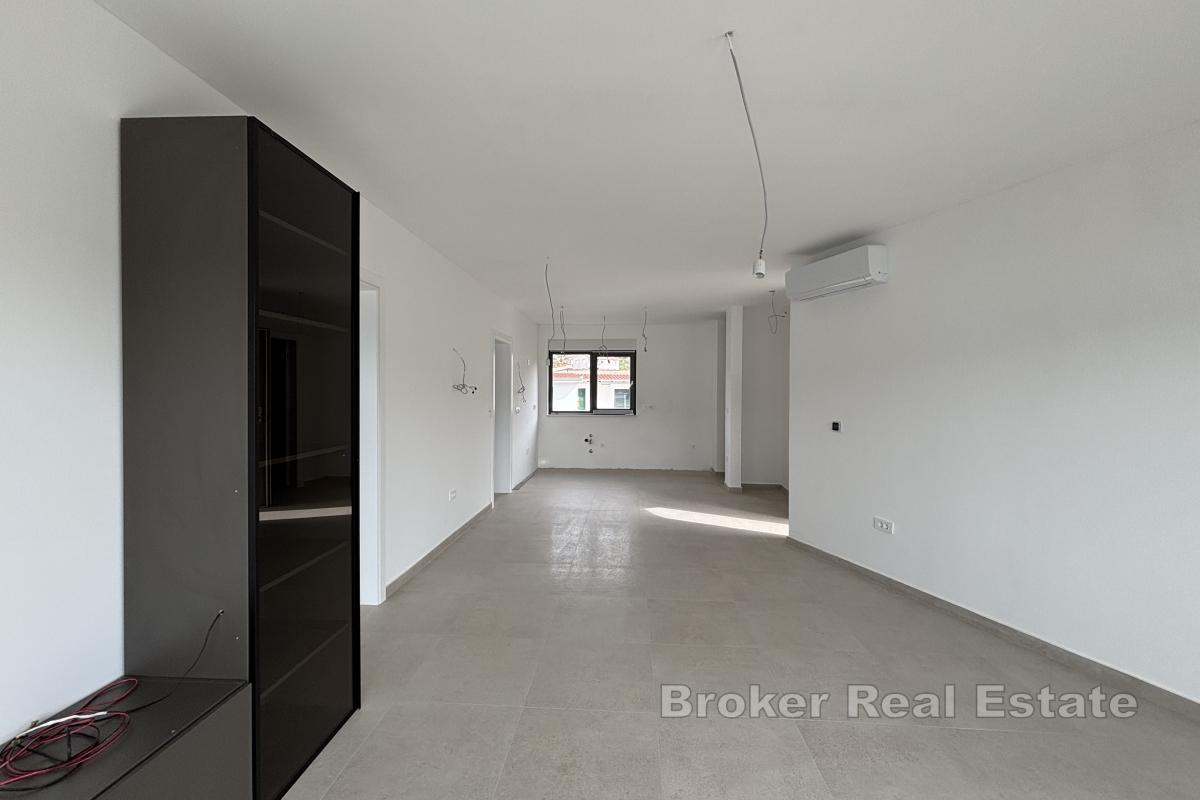 Dvoupokojový penthouse apartmán v první řadě u moře