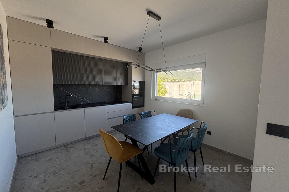 Großzügiges Penthouse mit Meerblick und Garagenstellplatz