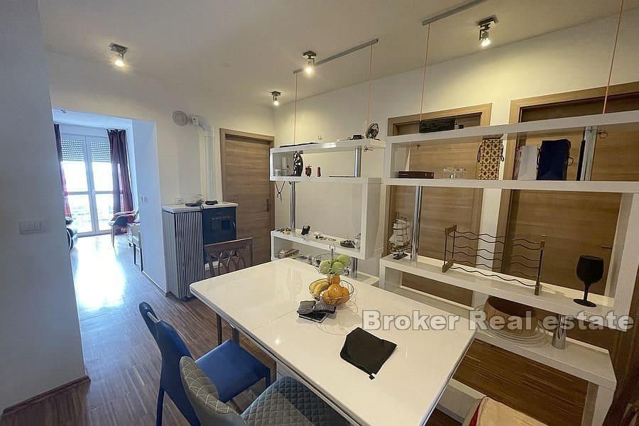 Spinut, Dreizimmerwohnung mit Meerblick