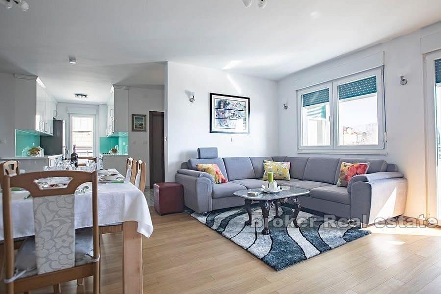 Třípokojový apartmán s výhledem na moře