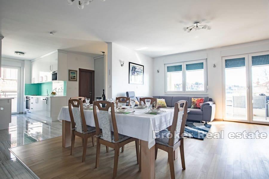 Třípokojový apartmán s výhledem na moře