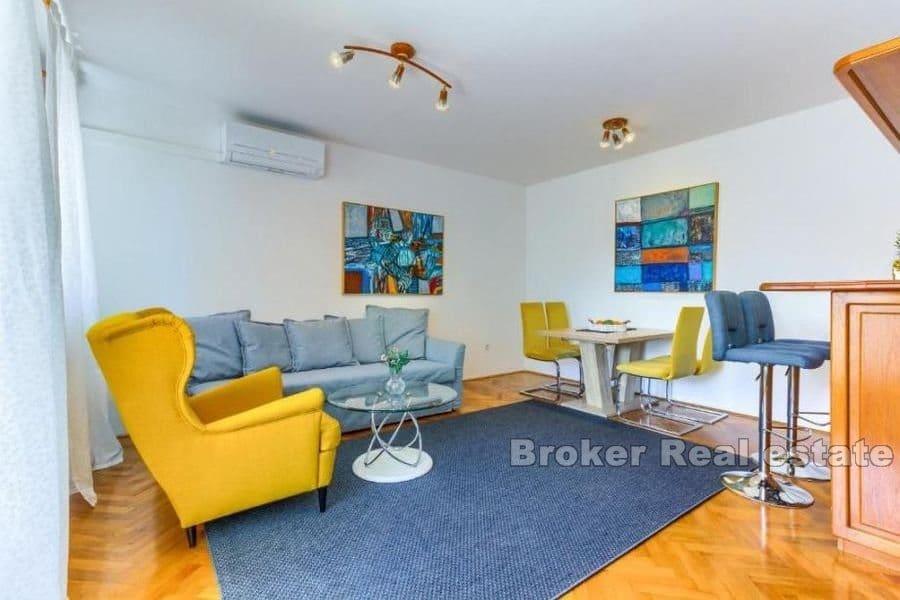 Pazdigrad, spacious apartment