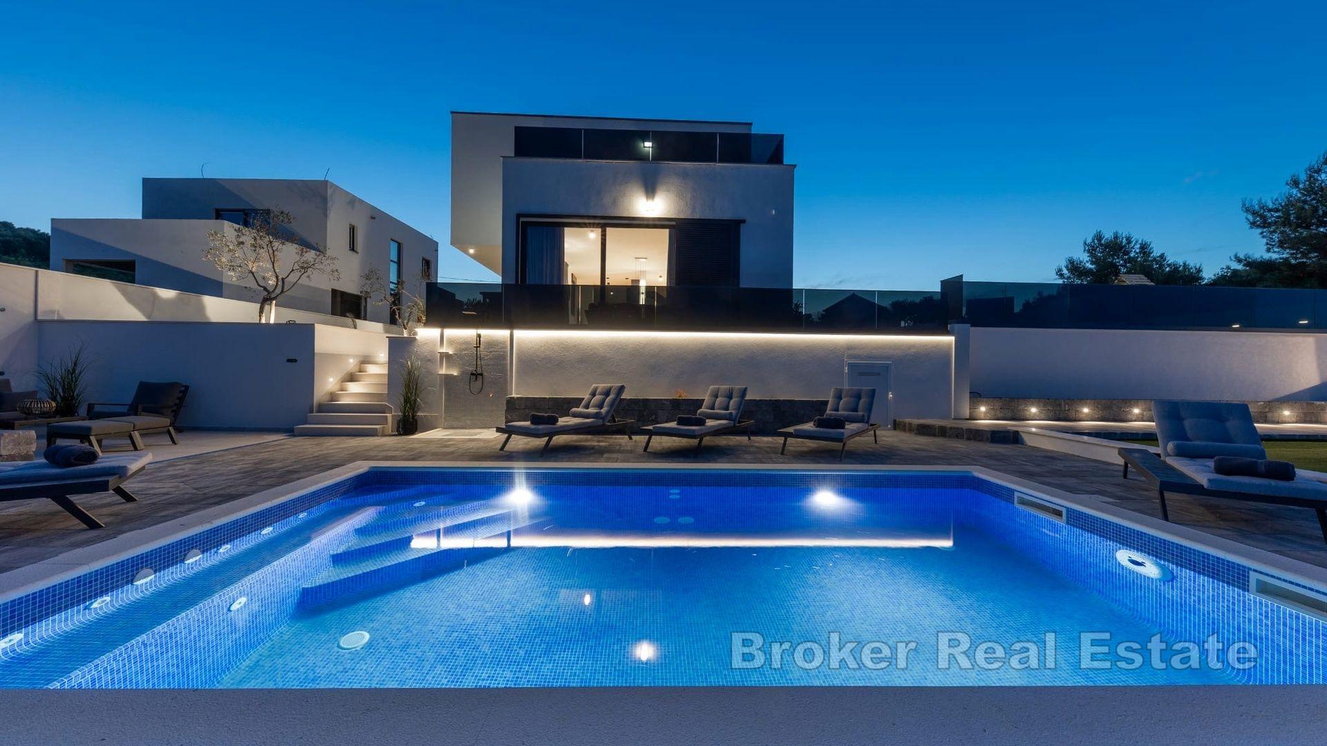Lyxig villa med pool
