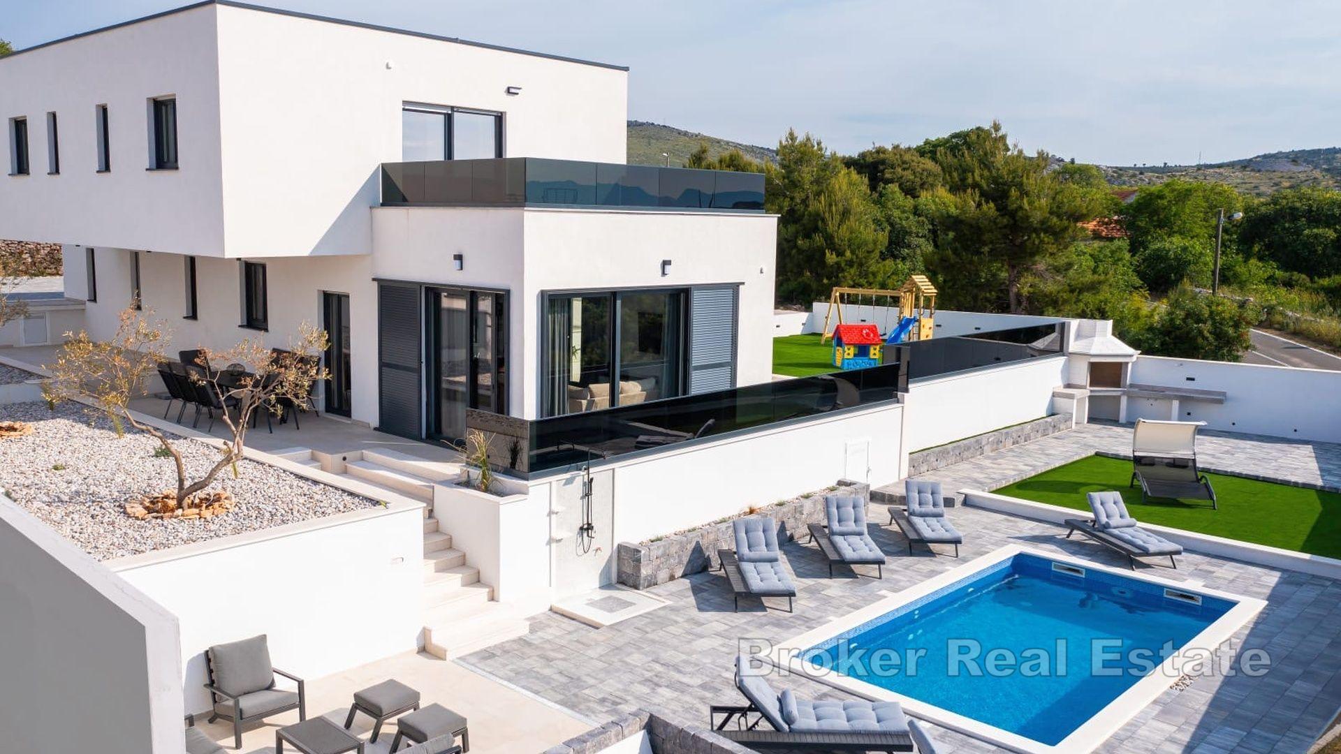 Lyxig villa med pool