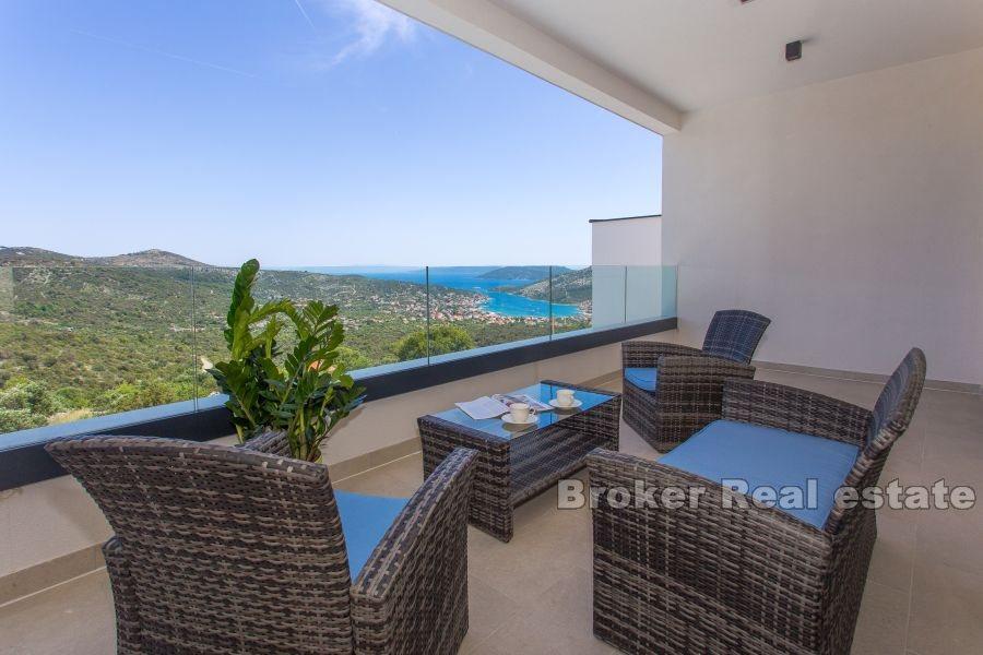 Moderne Villa mit Pool