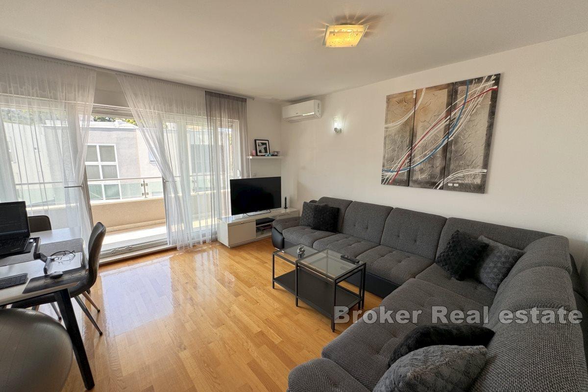 Two-room nicely decorated apartment