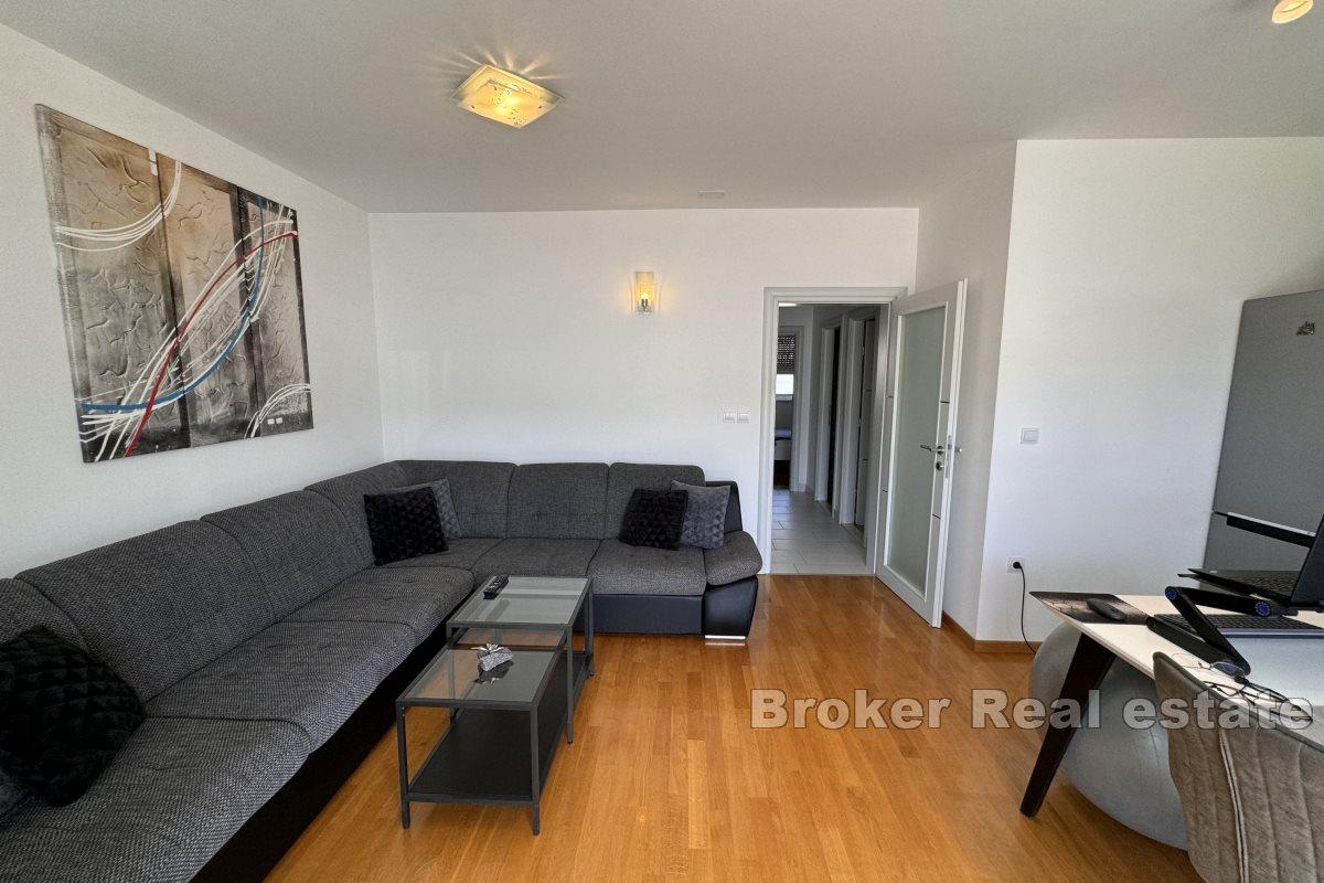 Two-room nicely decorated apartment