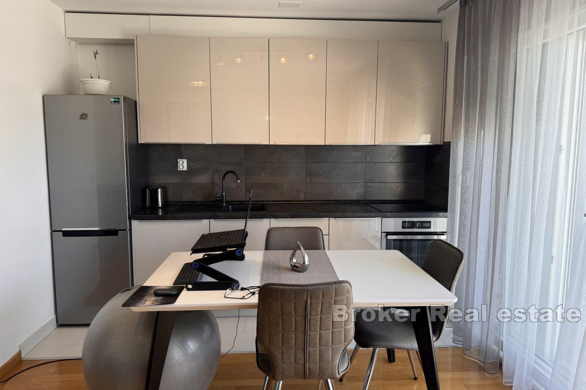 Two-room nicely decorated apartment