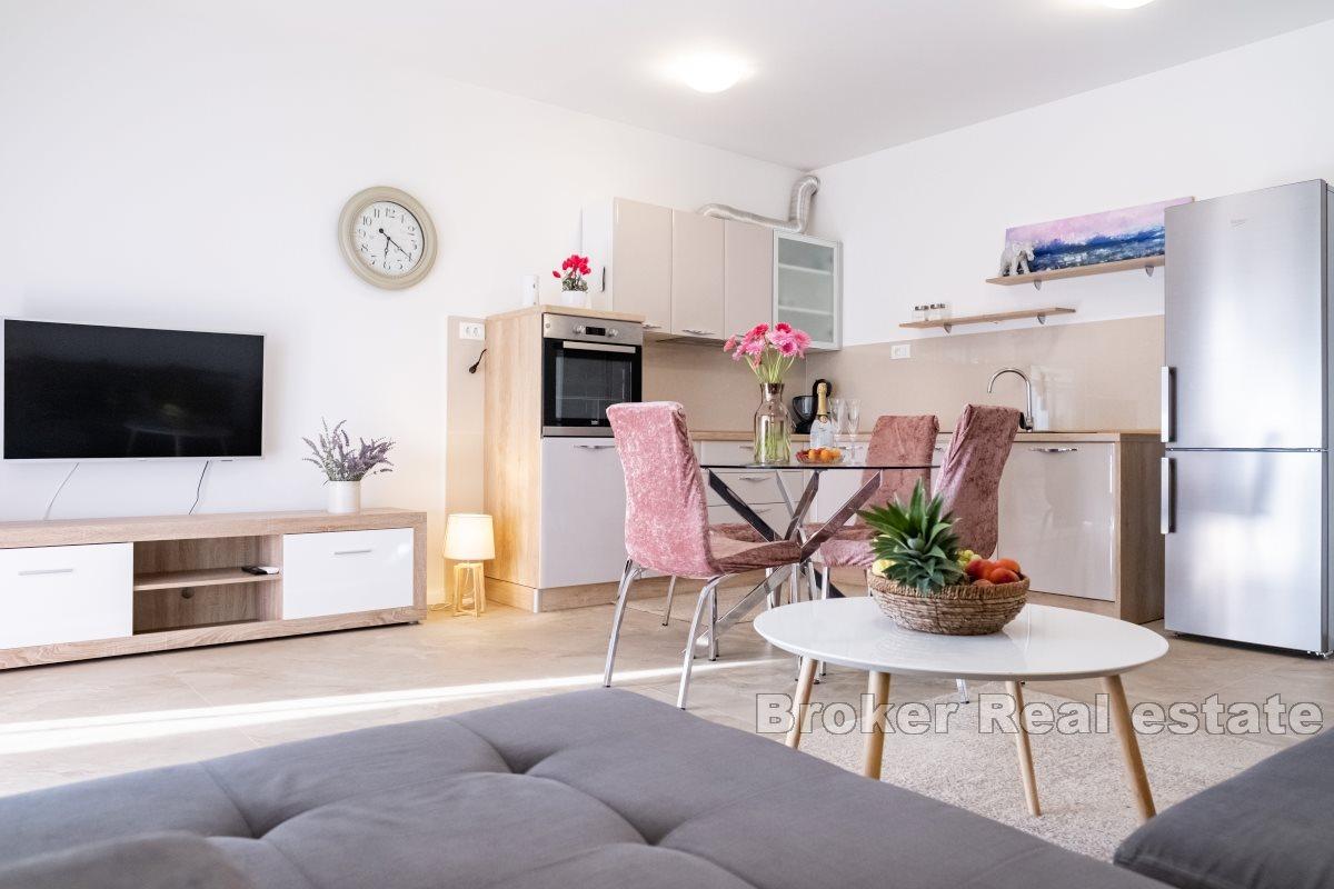 Sjajan sunčan dvosobni apartman
