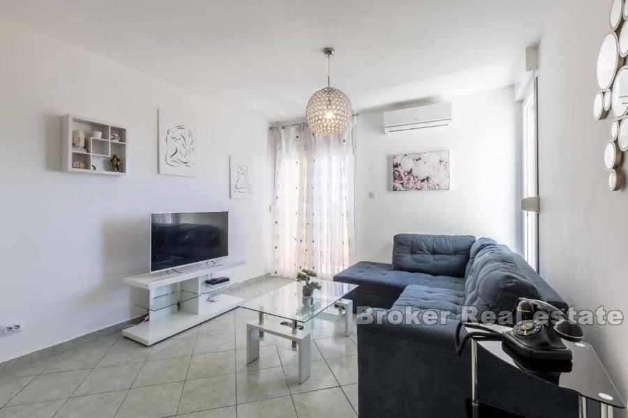 Mertojak, Dvoupokojový apartmán s výhledem na moře