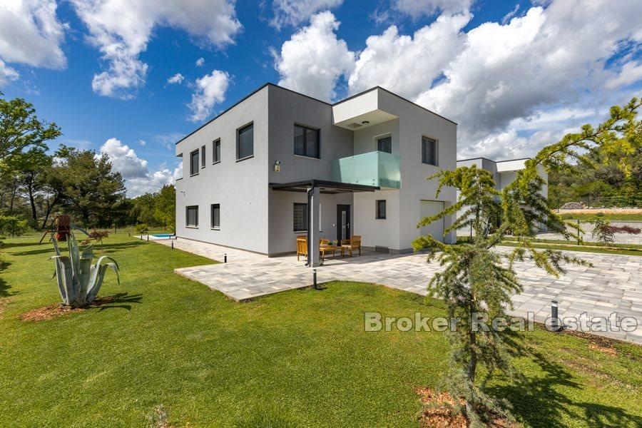 Villa mit Pool