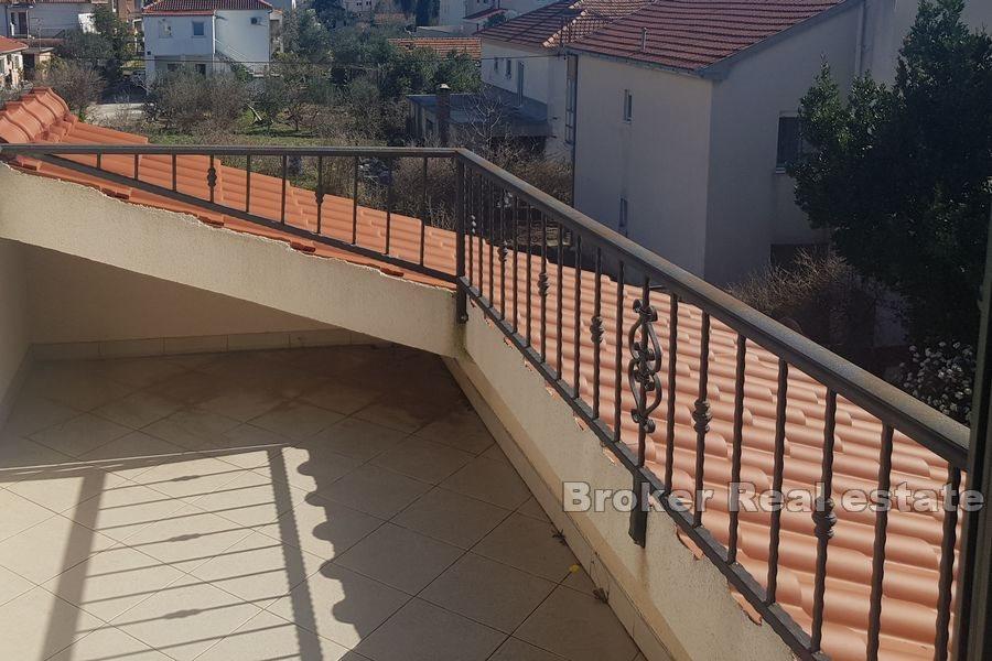 Appartamento con vista mare