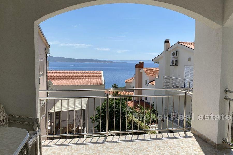 Palazzina vicino al mare