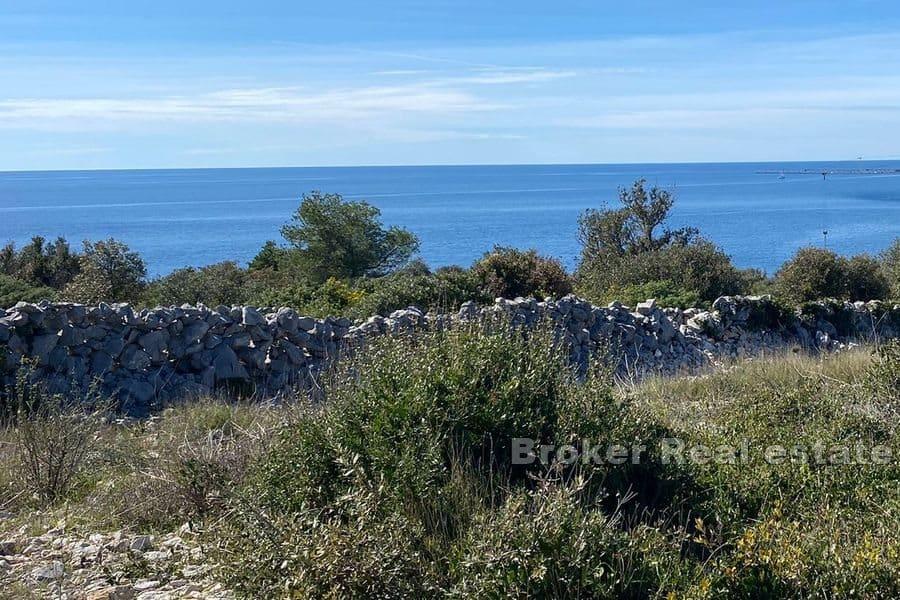 Terrain avec vue mer