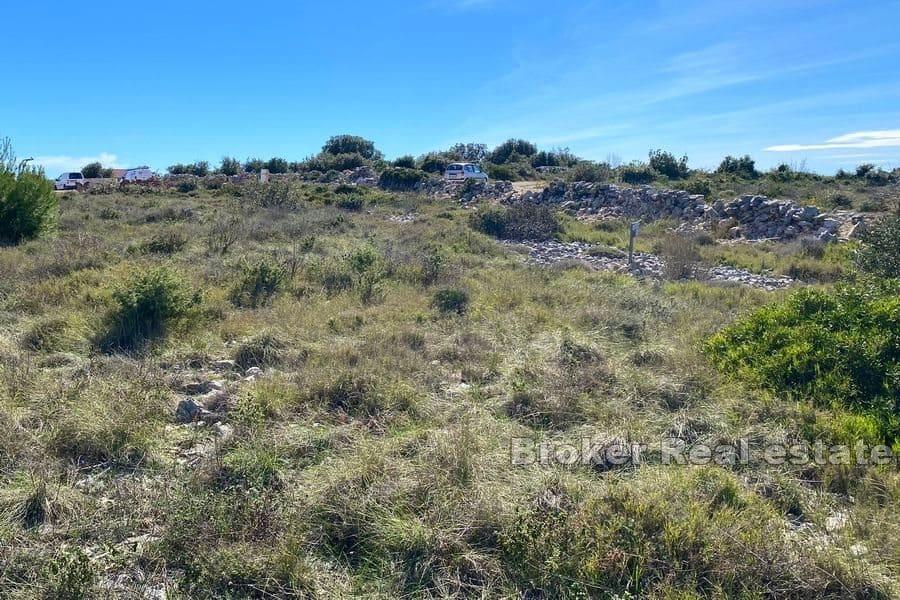 Terrain avec vue mer