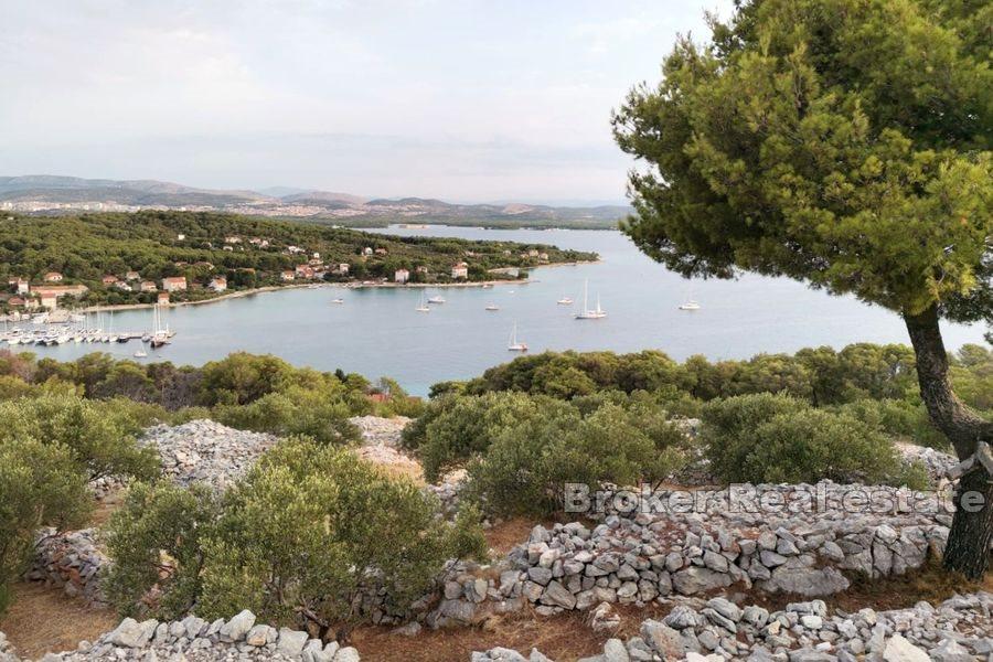 Terreno edificabile con vista mare
