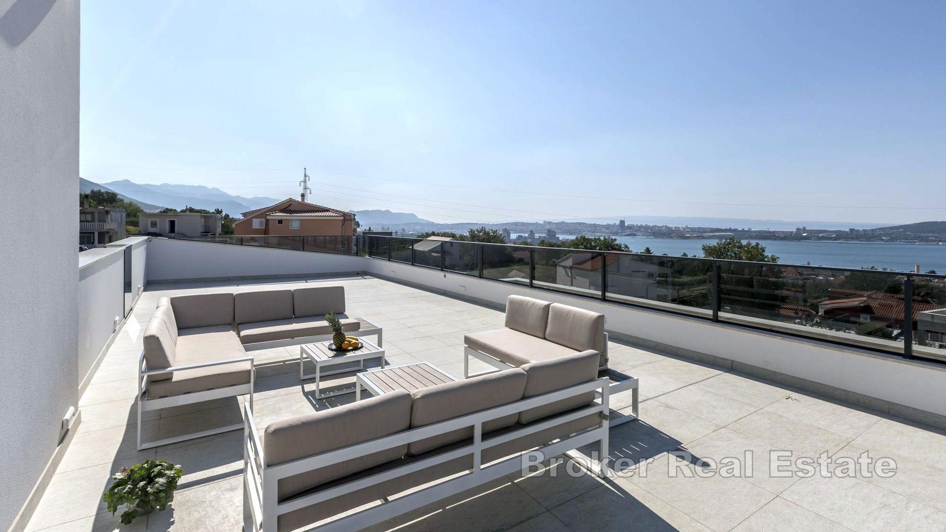 Villa mit Pool und wunderschönem Meerblick
