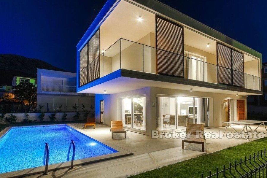 Luxusvilla mit Pool
