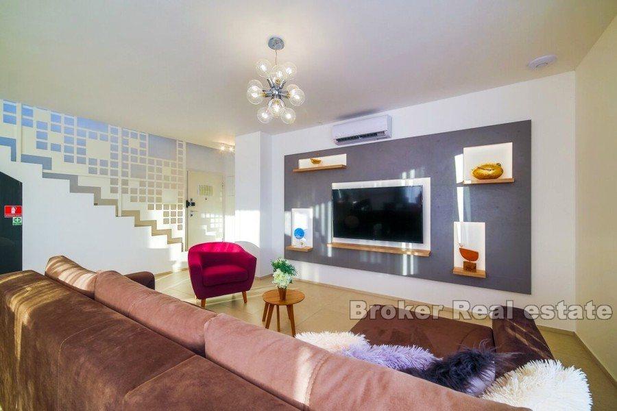 Luxusvilla mit Pool