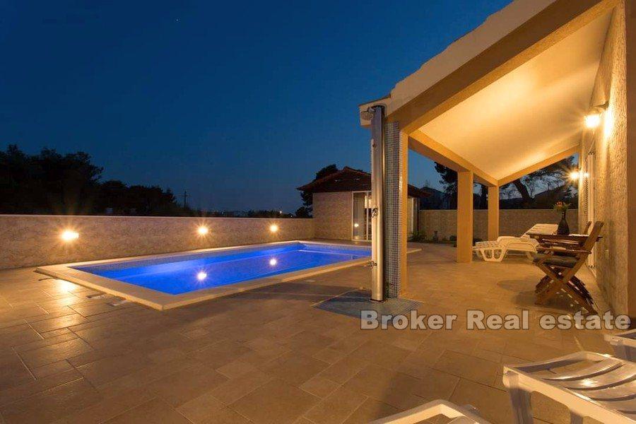 Vackert hus med pool