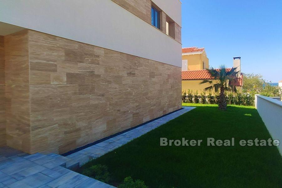 Luxusvilla mit Meerblick und Pool