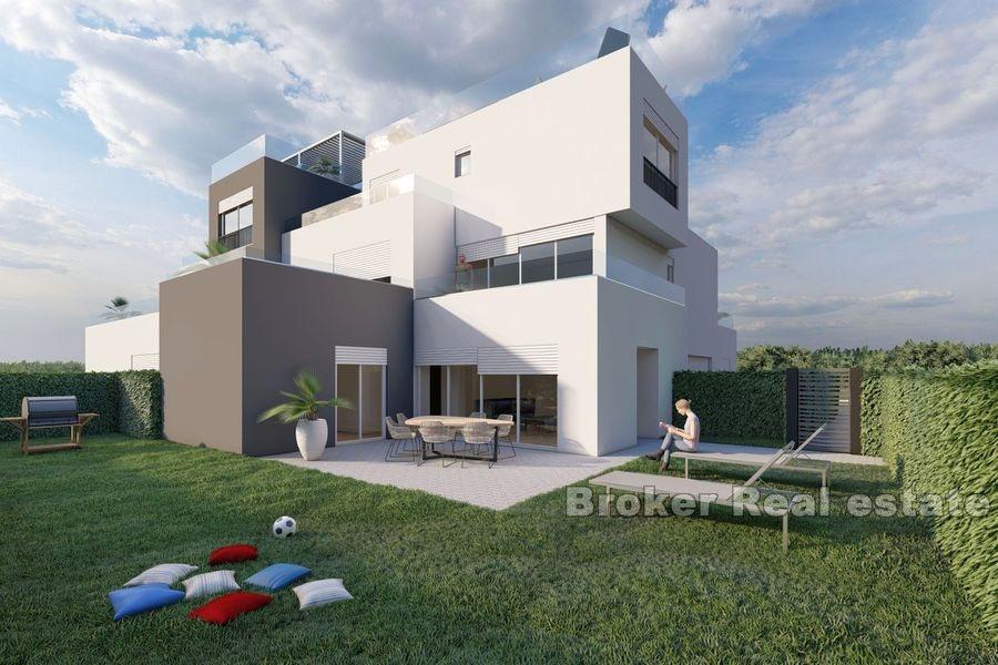 Apartamenty w nowym budynku z widokiem na morze