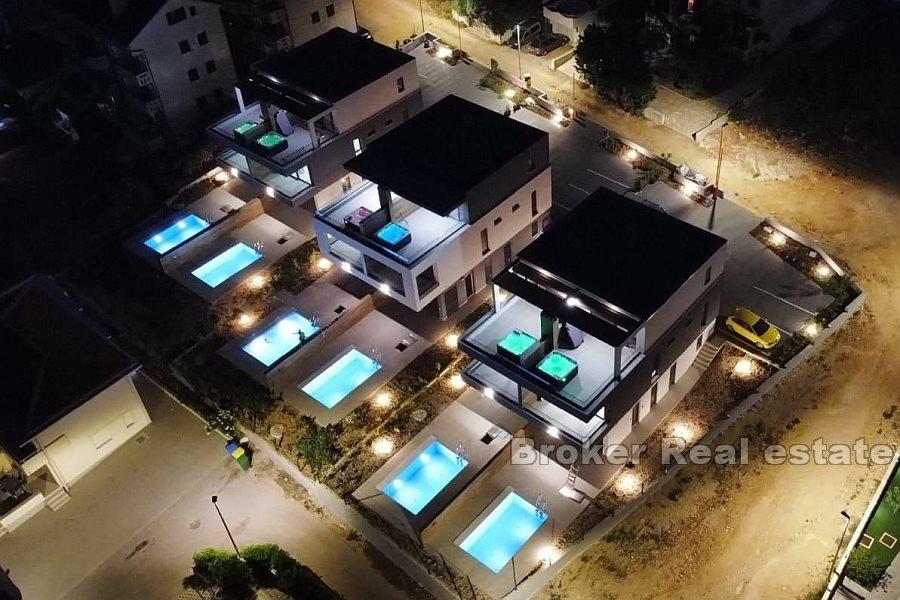 Luxuswohnungen mit Pool