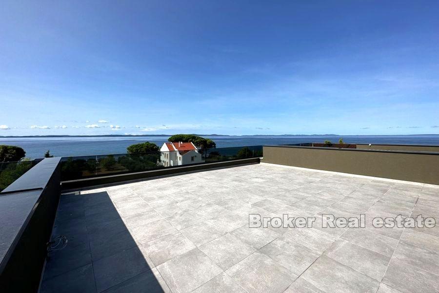 Schönes Penthouse mit Meerblick